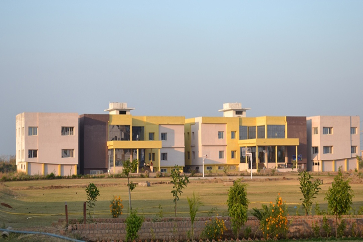 https://cache.careers360.mobi/media/colleges/social-media/media-gallery/15443/2018/12/14/Campus View of Vikrant Institute of Integrated Learning and Advance Studies Gwalior_Campus-View.JPG